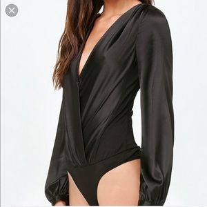 Bebe silk charm surplice bodysuit
